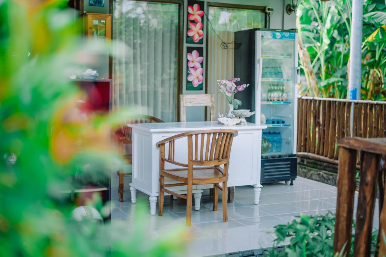 Mertasari Bungalows Ped Exterior photo